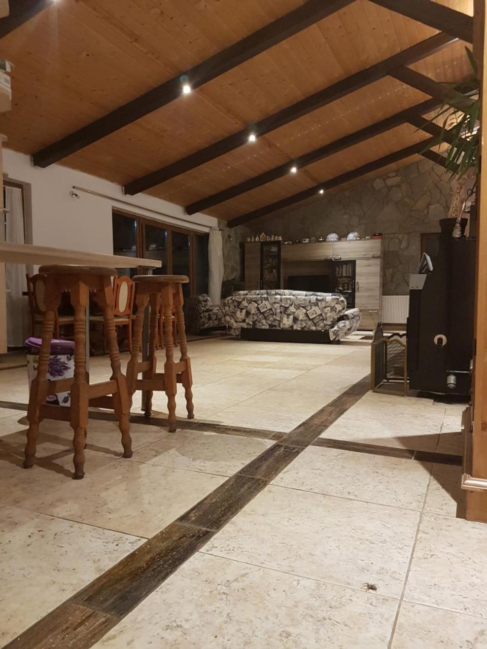 Old Stone Villa Obarok エクステリア 写真