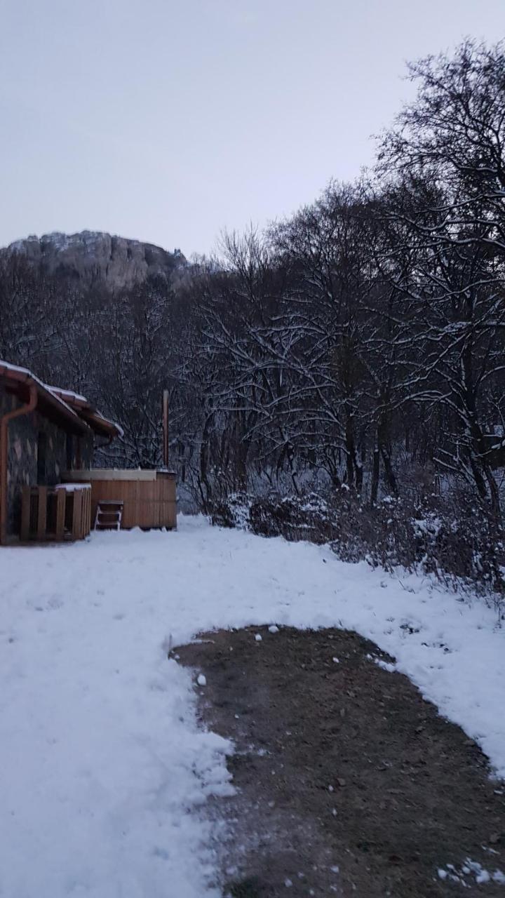Old Stone Villa Obarok エクステリア 写真